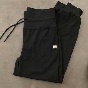 Vuori -“Daily Leggings”! 😍